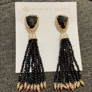 Kendra Scoff Blossom Earring